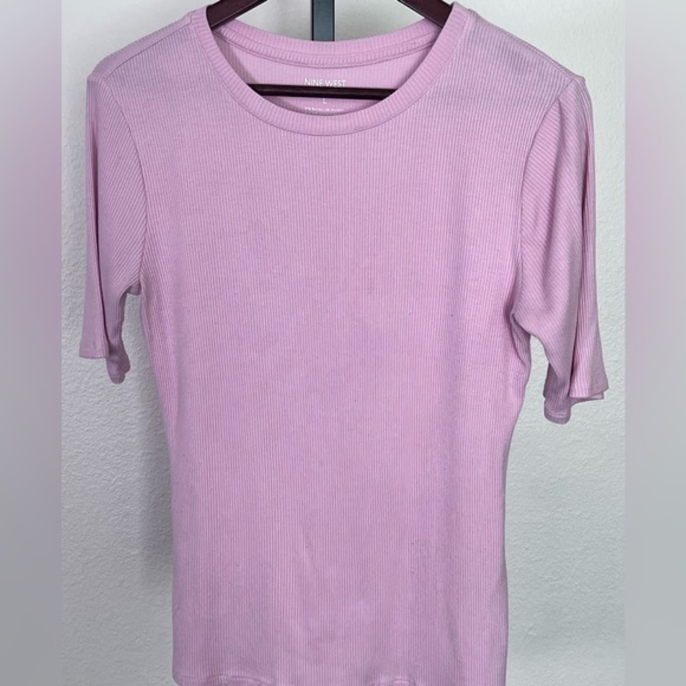Nine West Ribbed Knit top. Mint Condition